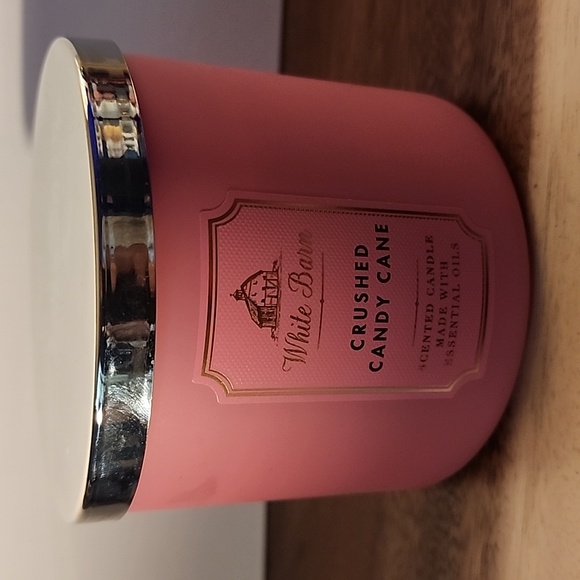 White Barn Other - White Barn Crushed Candy Cane Candle